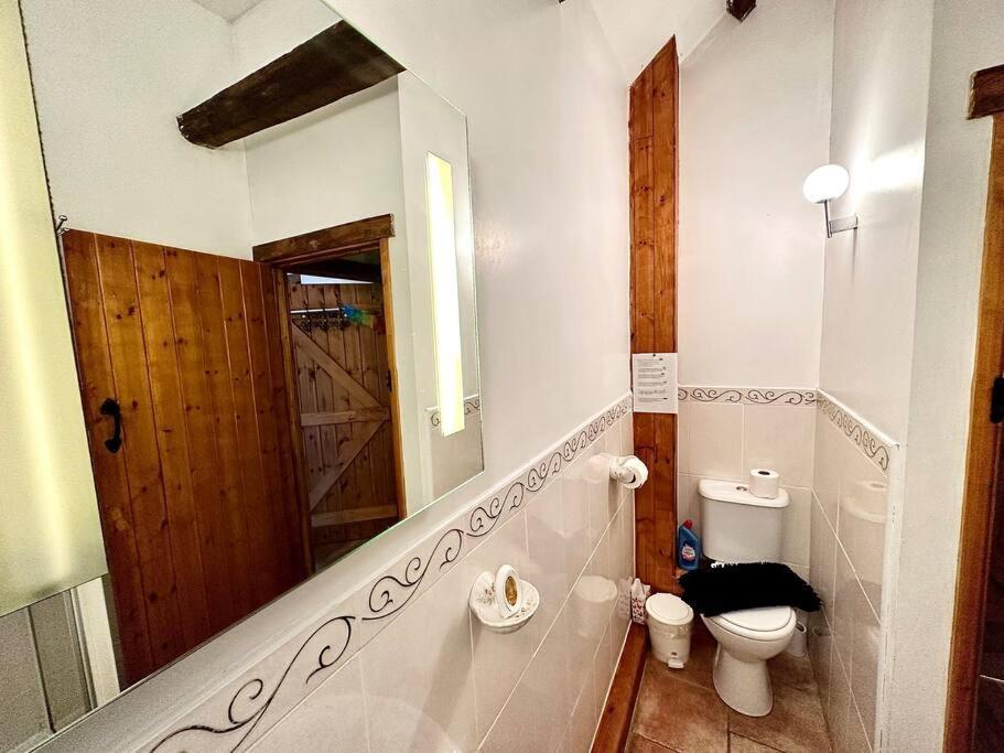 Detached One Level Stone Barn Villa Llangwm-Isaf ภายนอก รูปภาพ