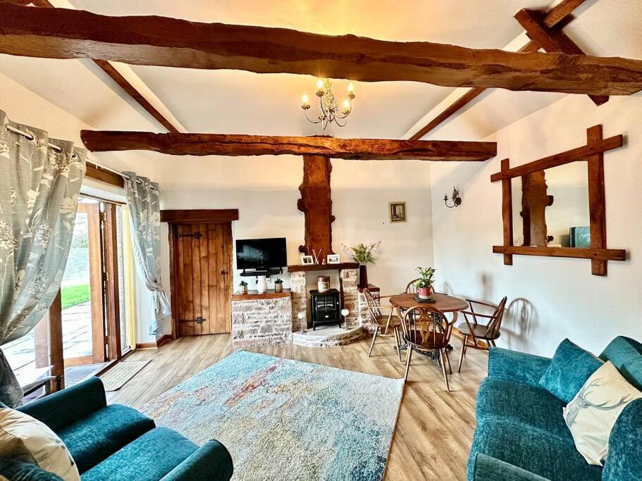 Detached One Level Stone Barn Villa Llangwm-Isaf ภายนอก รูปภาพ