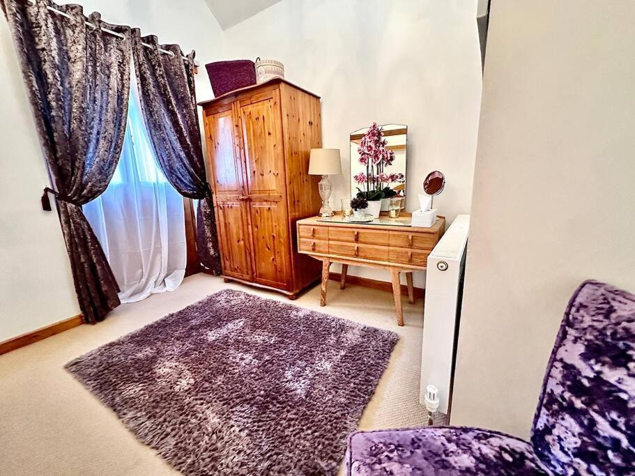 Detached One Level Stone Barn Villa Llangwm-Isaf ภายนอก รูปภาพ