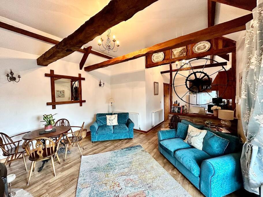 Detached One Level Stone Barn Villa Llangwm-Isaf ภายนอก รูปภาพ