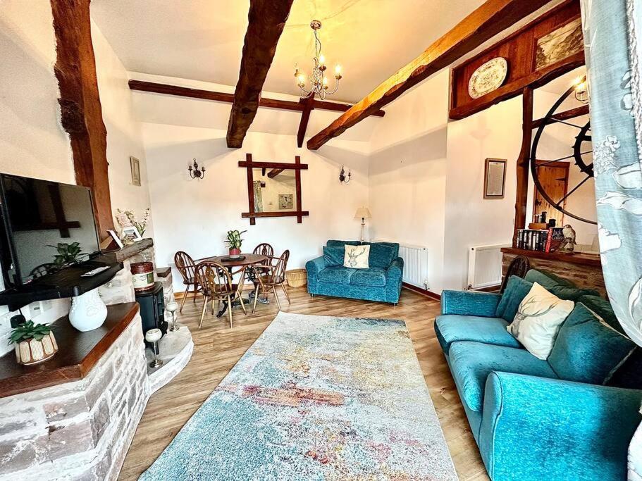 Detached One Level Stone Barn Villa Llangwm-Isaf ภายนอก รูปภาพ
