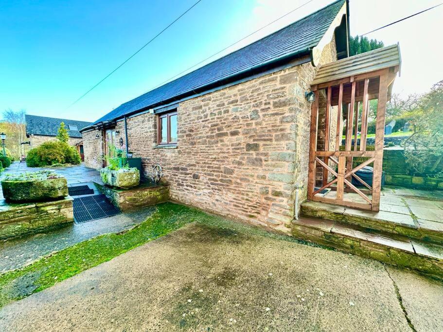 Detached One Level Stone Barn Villa Llangwm-Isaf ภายนอก รูปภาพ